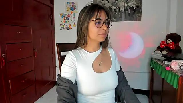 Check-out the world of girls and talk with our steaming hot slutz, bringing your desired characters to life with authentic apparel and cam streams.