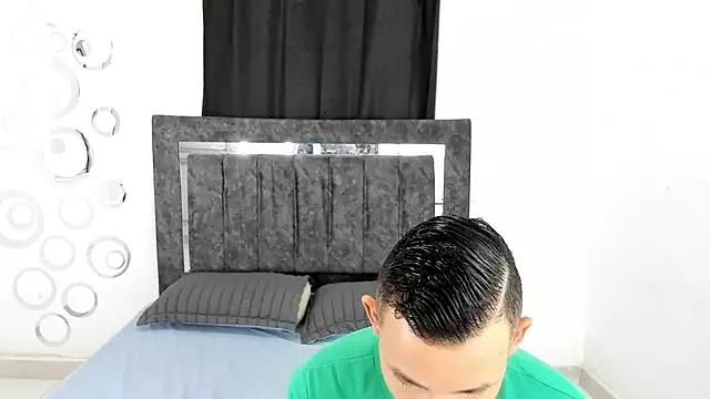Isak_Millan from StripChat is Freechat