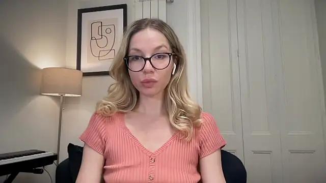 Check-out the world of girls and talk with our steaming hot slutz, bringing your desired characters to life with authentic apparel and cam streams.