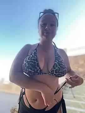 Photos of Ivy_Davidson from StripChat is Freechat
