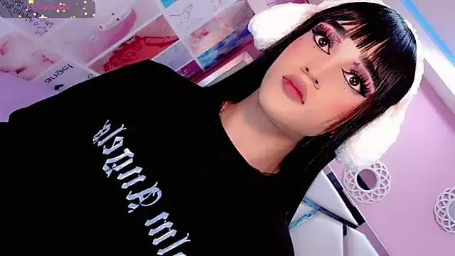 Check-out the world of girls and talk with our steaming hot slutz, bringing your desired characters to life with authentic apparel and cam streams.