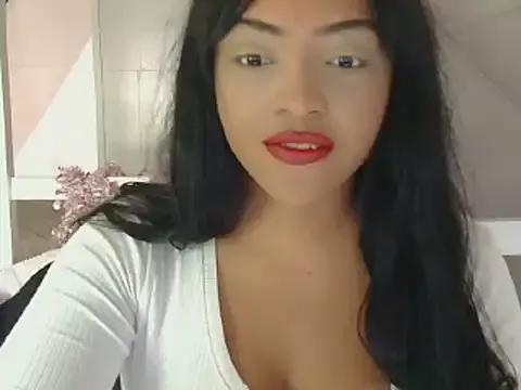 jaslenelovely from StripChat is Freechat