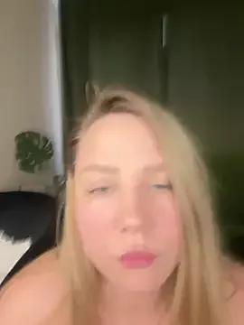 Check-out the world of girls and talk with our steaming hot slutz, bringing your desired characters to life with authentic apparel and cam streams.