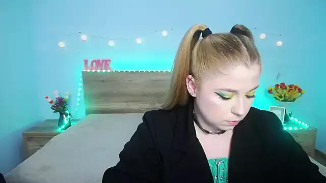 Check-out the world of girls and talk with our steaming hot slutz, bringing your desired characters to life with authentic apparel and cam streams.