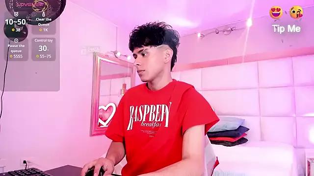Jhonny-Blake from StripChat is Freechat