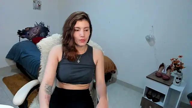 Check-out the world of girls and talk with our steaming hot slutz, bringing your desired characters to life with authentic apparel and cam streams.