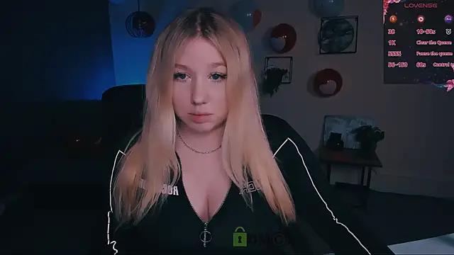 Check-out the world of girls and talk with our steaming hot slutz, bringing your desired characters to life with authentic apparel and cam streams.