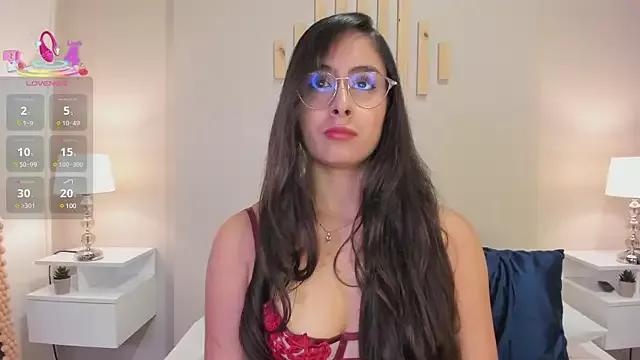 Julia_Martinez_ from StripChat is Freechat