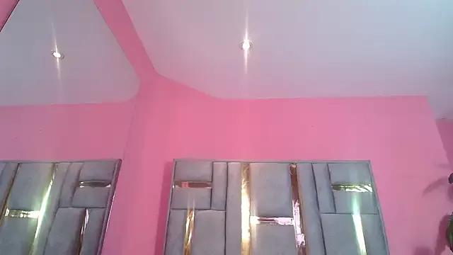 JuliaRose_ks from StripChat is Freechat