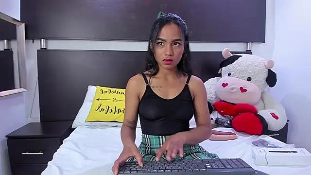 Check-out the world of girls and talk with our steaming hot slutz, bringing your desired characters to life with authentic apparel and cam streams.