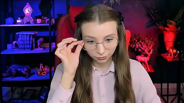 JulieDaniel from StripChat is Freechat