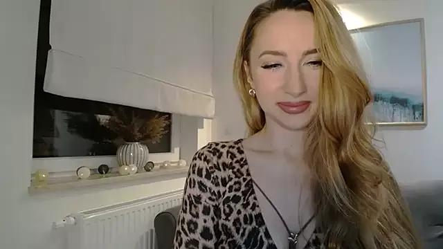 Check-out the world of girls and talk with our steaming hot slutz, bringing your desired characters to life with authentic apparel and cam streams.