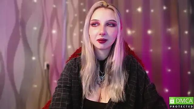 Check-out the world of girls and talk with our steaming hot slutz, bringing your desired characters to life with authentic apparel and cam streams.