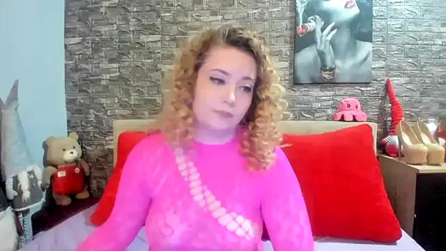Check-out the world of girls and talk with our steaming hot slutz, bringing your desired characters to life with authentic apparel and cam streams.