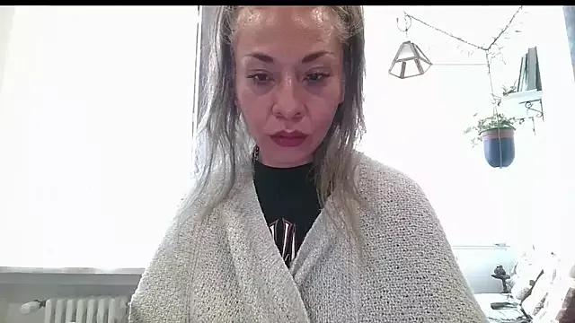 KarolinaReaper from StripChat is Freechat