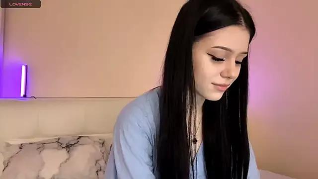 KateHardcastle from StripChat is Freechat