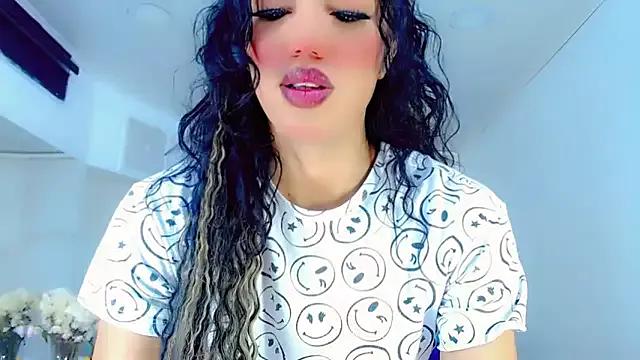KathalinaCockx from StripChat is Freechat
