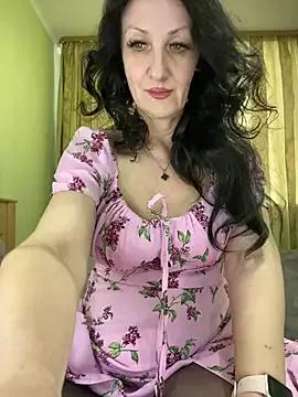 Katie-n from StripChat is Freechat
