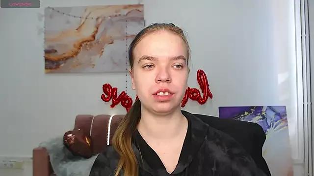 KatrinPearls from StripChat is Freechat