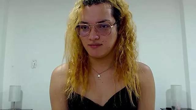 Check-out the world of girls and talk with our steaming hot slutz, bringing your desired characters to life with authentic apparel and cam streams.