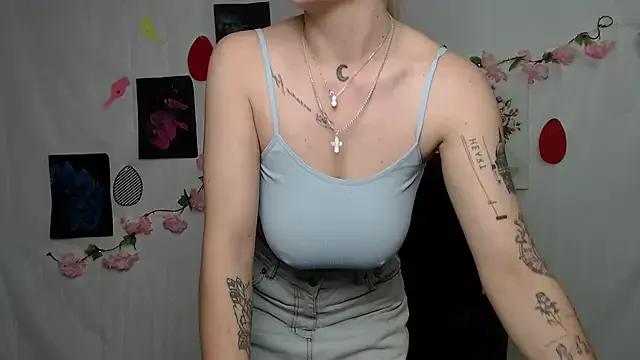 Check-out the world of girls and talk with our steaming hot slutz, bringing your desired characters to life with authentic apparel and cam streams.