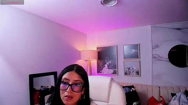 Check-out the world of girls and talk with our steaming hot slutz, bringing your desired characters to life with authentic apparel and cam streams.