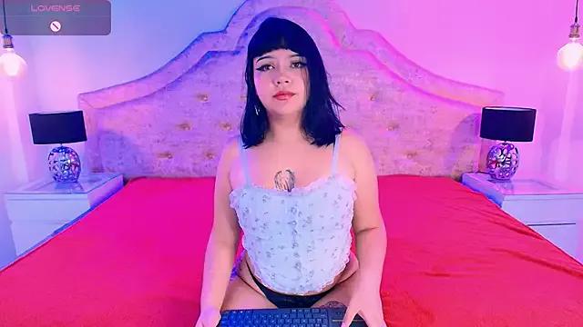Check-out the world of girls and talk with our steaming hot slutz, bringing your desired characters to life with authentic apparel and cam streams.