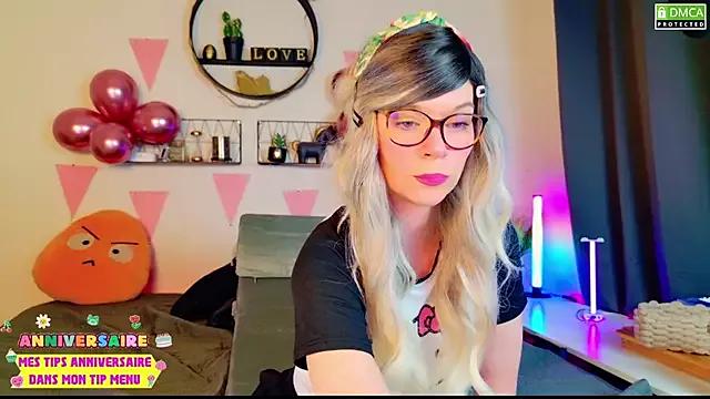 Check-out the world of girls and talk with our steaming hot slutz, bringing your desired characters to life with authentic apparel and cam streams.