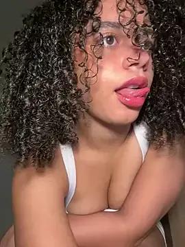 KittyTwerk_2 from StripChat is Freechat