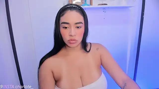 kristynmassey from StripChat is Freechat