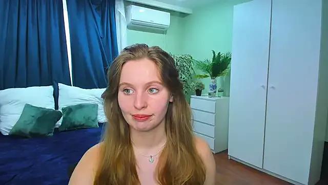 KyleyJackson from StripChat is Freechat