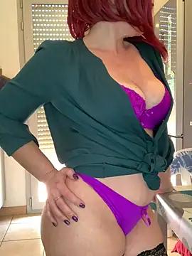 Check-out the world of girls and talk with our steaming hot slutz, bringing your desired characters to life with authentic apparel and cam streams.