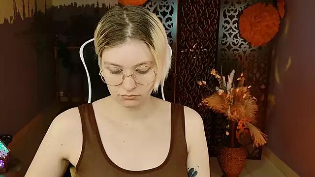 Check-out the world of girls and talk with our steaming hot slutz, bringing your desired characters to life with authentic apparel and cam streams.