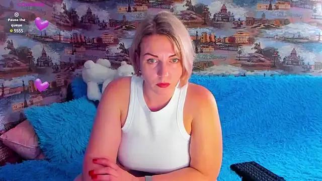 Check-out the world of girls and talk with our steaming hot slutz, bringing your desired characters to life with authentic apparel and cam streams.