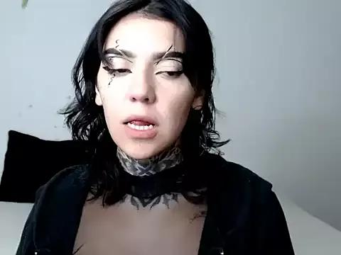 lannie_noah_ from StripChat is Freechat