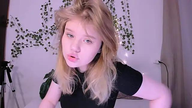 Check-out the world of girls and talk with our steaming hot slutz, bringing your desired characters to life with authentic apparel and cam streams.