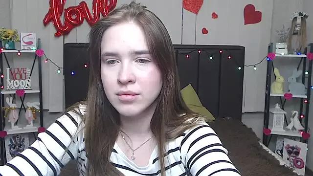 LauraHlot from StripChat is Freechat