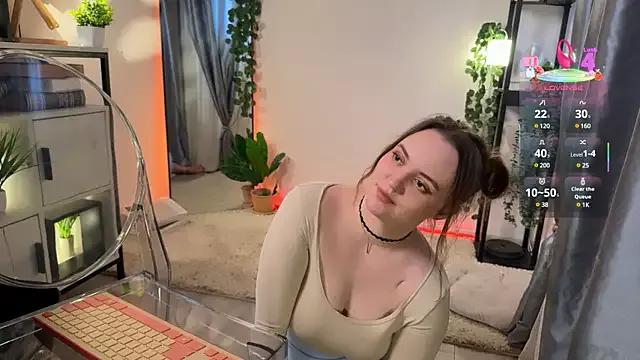 Lella_Ryann_ from StripChat is Freechat