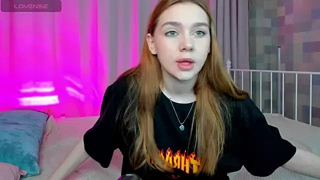 Check-out the world of girls and talk with our steaming hot slutz, bringing your desired characters to life with authentic apparel and cam streams.