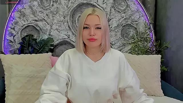 Check-out the world of girls and talk with our steaming hot slutz, bringing your desired characters to life with authentic apparel and cam streams.