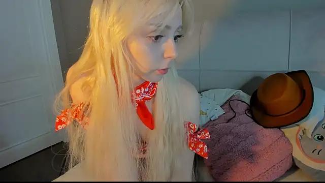 Check-out the world of girls and talk with our steaming hot slutz, bringing your desired characters to life with authentic apparel and cam streams.