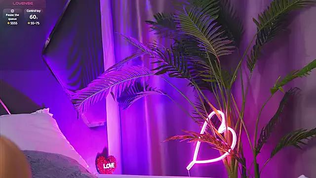 Check-out the world of girls and talk with our steaming hot slutz, bringing your desired characters to life with authentic apparel and cam streams.