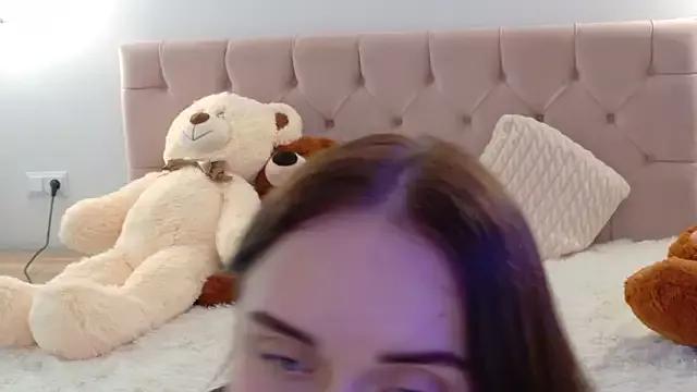 Check-out the world of girls and talk with our steaming hot slutz, bringing your desired characters to life with authentic apparel and cam streams.