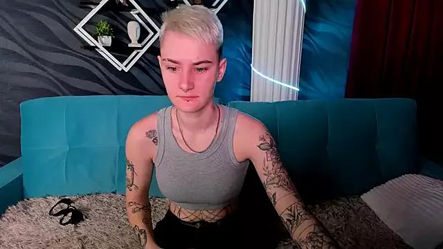 Check-out the world of girls and talk with our steaming hot slutz, bringing your desired characters to life with authentic apparel and cam streams.