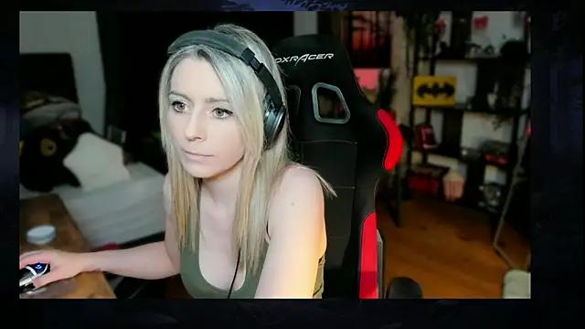 Check-out the world of girls and talk with our steaming hot slutz, bringing your desired characters to life with authentic apparel and cam streams.