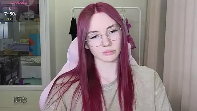Check-out the world of girls and talk with our steaming hot slutz, bringing your desired characters to life with authentic apparel and cam streams.
