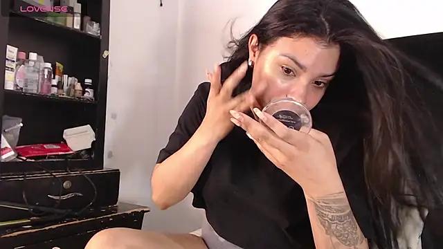 Check-out the world of girls and talk with our steaming hot slutz, bringing your desired characters to life with authentic apparel and cam streams.