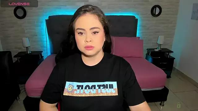 LolaVillalobos from StripChat is Freechat
