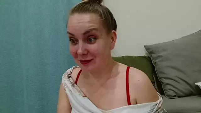 Lolawhite8 from StripChat is Freechat