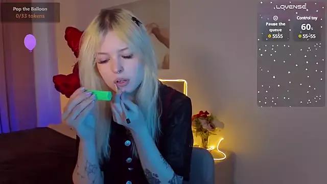 Check-out the world of girls and talk with our steaming hot slutz, bringing your desired characters to life with authentic apparel and cam streams.